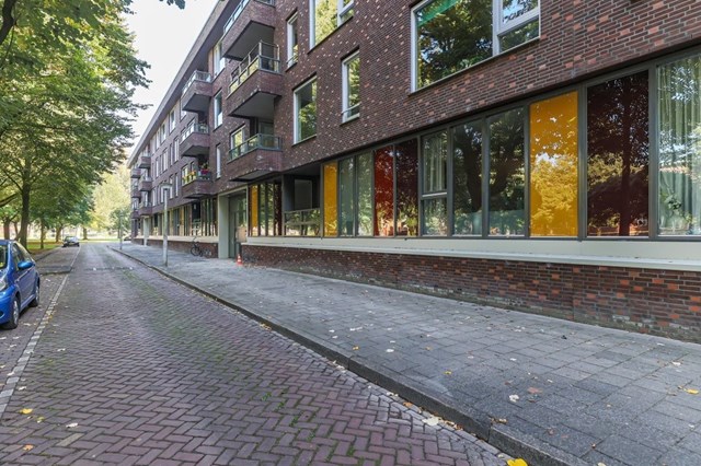 Foto 1: Groningen - Paramaribostraat - Foto 1
