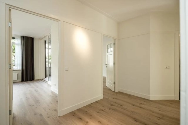 Foto 2: Amsterdam - Milletstraat - Foto 2