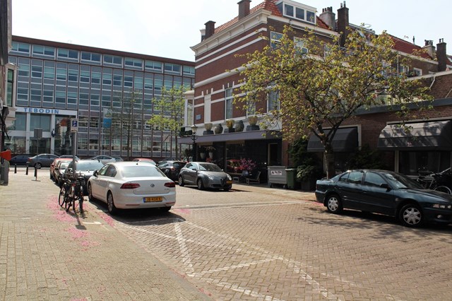 Foto 2: Den Haag - Rijklof van Goensstraat - Foto 2