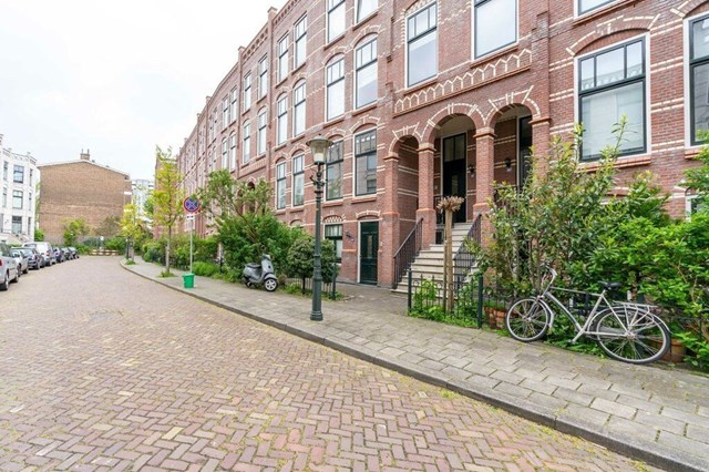 Foto 1: Den Haag - Obrechtstraat - Foto 1