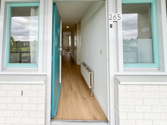 Foto 4: Utrecht - Aartsbisschop Romerostraat - Foto 4