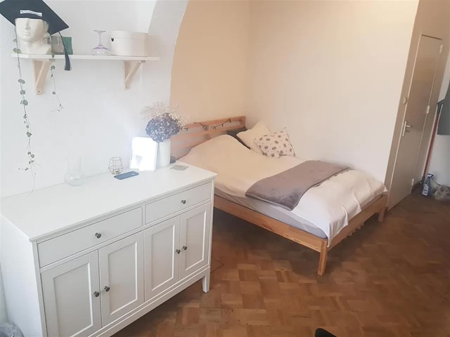 Foto 4: Maastricht - Sint Pieterstraat - Foto 4