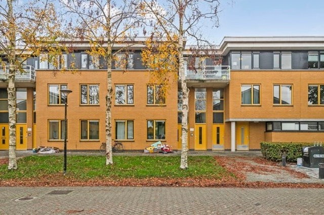 Foto 7: Almere - Voorjaarstraat - Foto 7