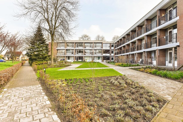 Foto 1: Voorst (Gem. Voorst) - Tuinstraat - Foto 1