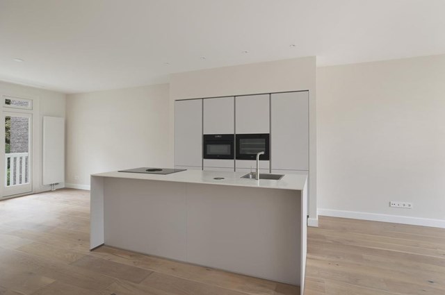 Foto 5: Amsterdam - Reijnier Vinkeleskade - Foto 5