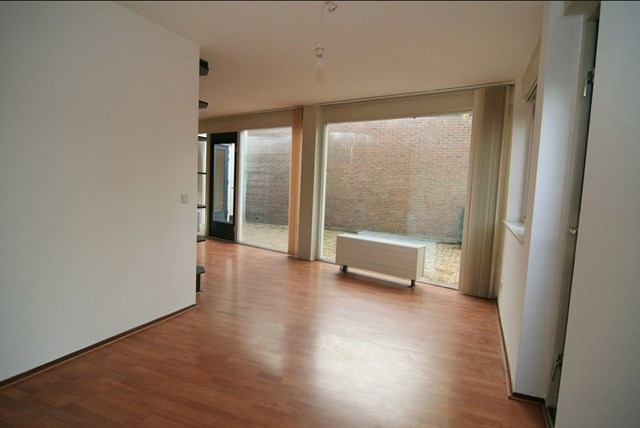 Foto 3: Almere - Ommelandvaart - Foto 3