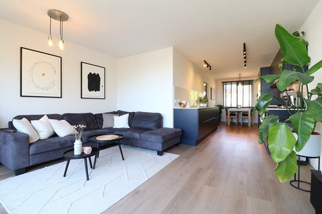 Foto 2: Amsterdam - C van Eesterenlaan - Foto 2