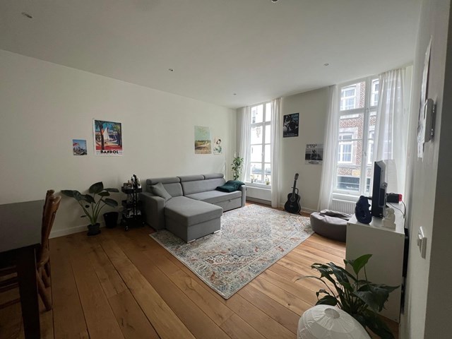 Foto 1: Maastricht - Nieuwstraat - Foto 1