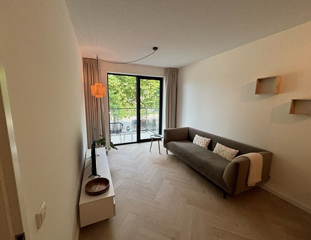 Foto 1: Hoofddorp - Niemeyerstraat - Foto 1