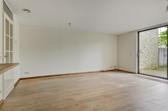 Foto 7: Den Haag - Stekelbaarssingel - Foto 7