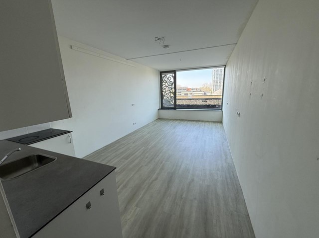 Foto 4: Amsterdam - August Allebeplein - Foto 4