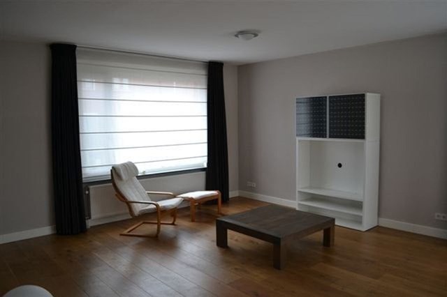 Foto 4: Eindhoven - Grastapijt - Foto 4