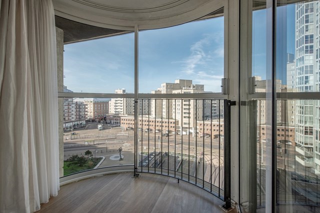 Foto 7: Den Haag - Palaceplein - Foto 7