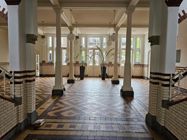Foto 3: Haarlem - Oude Zijlvest - Foto 3