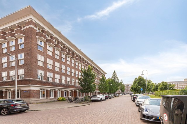Foto 2: Amsterdam - Minervaplein - Foto 2