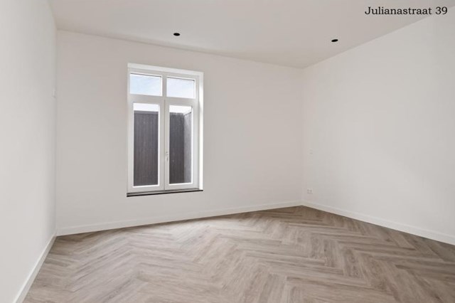 Foto 7: Diessen - Julianastraat - Foto 7