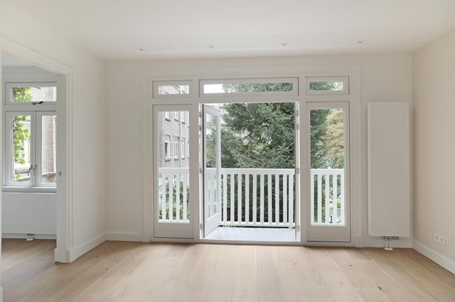 Foto 2: Amsterdam - Reijnier Vinkeleskade - Foto 2
