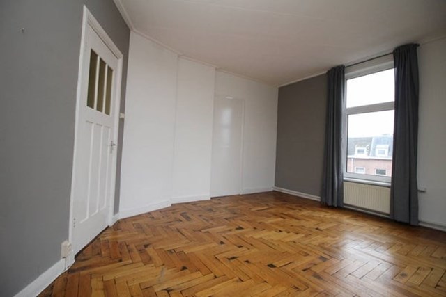 Foto 2: Den Haag - Arnhemsestraat - Foto 2