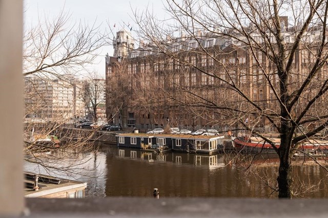 Foto 4: Amsterdam - Kromme Waal - Foto 4