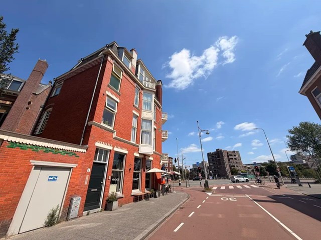 Foto 1: Den Haag - De Constant Rebecquestraat - Foto 1