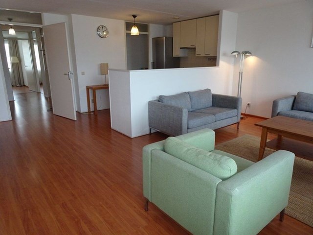 Foto 4: Den Haag - Gevers Deynootweg - Foto 4