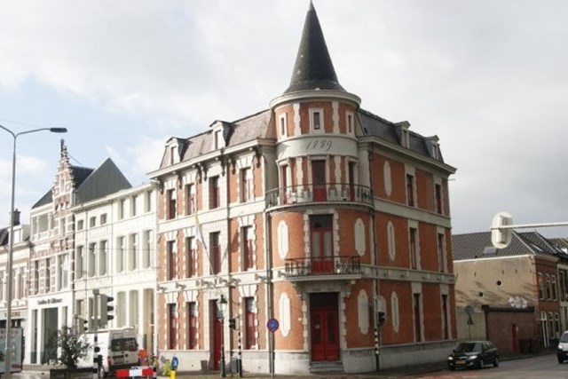 Foto 1: Breda - Wilhelminastraat - Foto 1