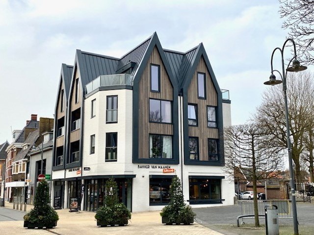 Foto 1: Sassenheim - Hoofdstraat - Foto 1