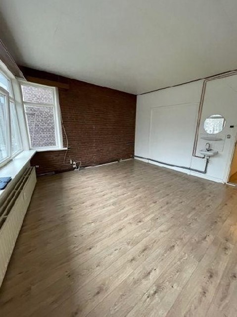 Foto 4: Tilburg - Korvelplein - Foto 4