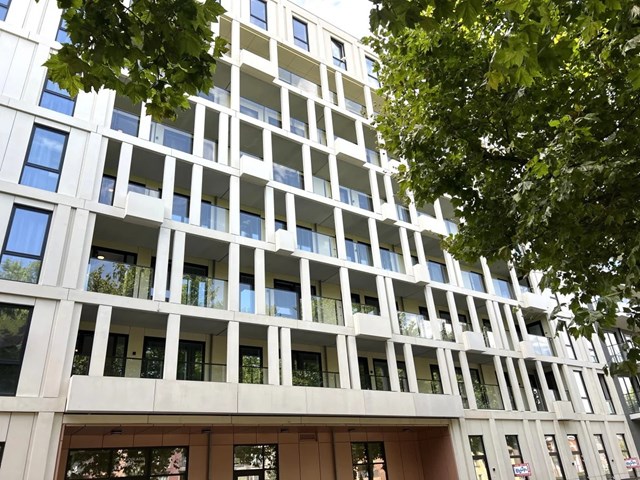 Foto 2: Hoofddorp - Gaudikade - Foto 2