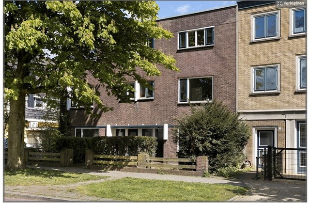Foto 1: Arnhem - Van Oldenbarneveldtstraat - Foto 1