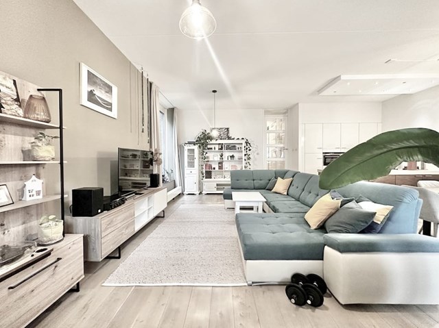 Foto 6: Amsterdam - Johan Hofmanstraat - Foto 6