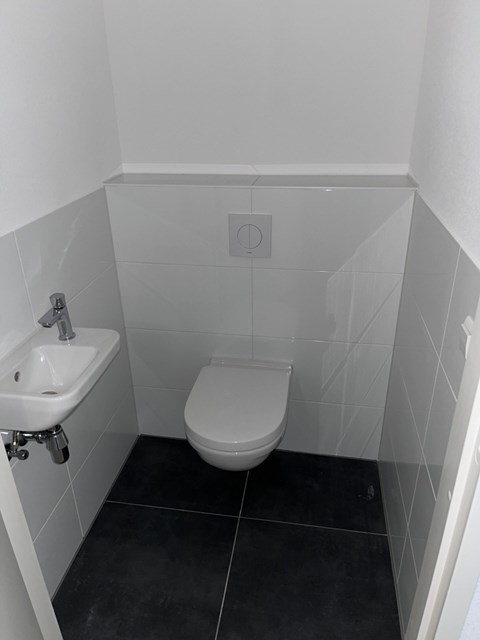 Foto 6: Hillegom - Monseigneur van Leeuwenlaan - Foto 6