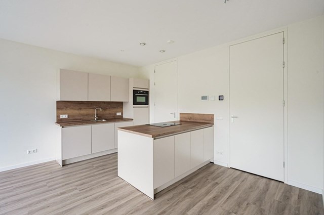Foto 2: Amsterdam - Willem Parelstraat - Foto 2