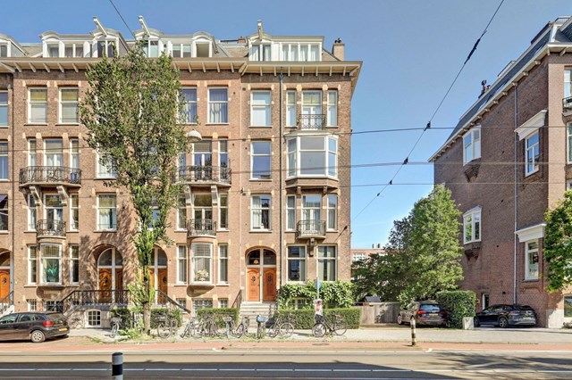 Foto 1: Amsterdam - Koninginneweg - Foto 1