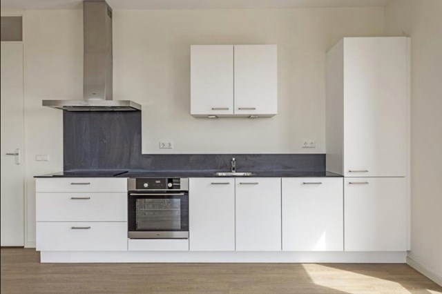 Foto 6: Diemen - Jan Wolkerslaan - Foto 6