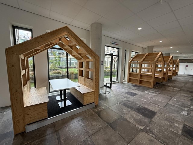 Foto 2: Amsterdam - Elizabeth Cady Stantonplein - Foto 2