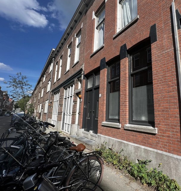 Foto 1: Rotterdam - Waterloostraat - Foto 1