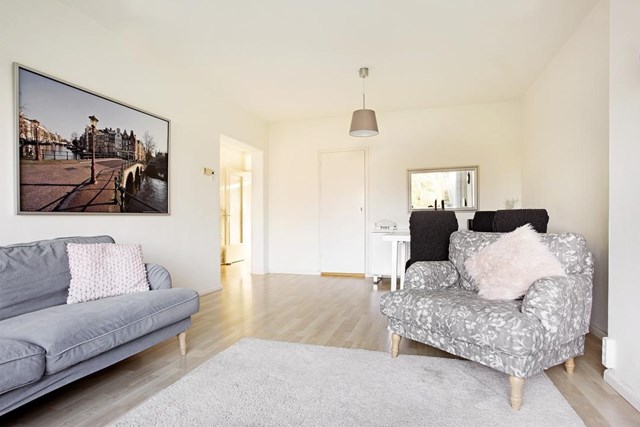 Foto 5: Amstelveen - Maarten Lutherweg - Foto 5