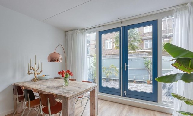 Foto 4: Den Haag - Johannes Camphuijsstraat - Foto 4