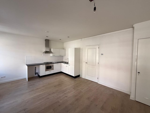 Foto 2: Amsterdam - Haarlemmermeerstraat - Foto 2