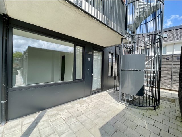 Foto 3: Leeuwarden - Brandemeer - Foto 3