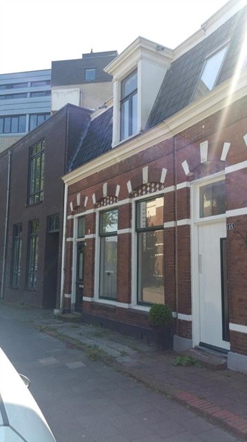 Foto 1: Leeuwarden - Elizabethstraat - Foto 1