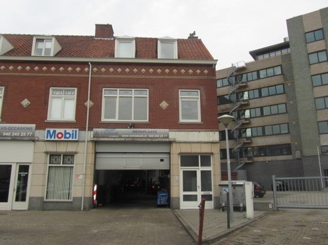 Foto 1: Eindhoven - Lijmbeekstraat - Foto 1