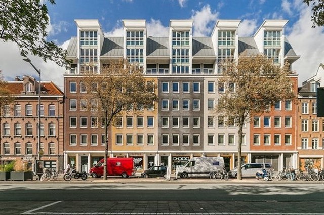 Foto 1: Amsterdam - Valkenburgerstraat - Foto 1