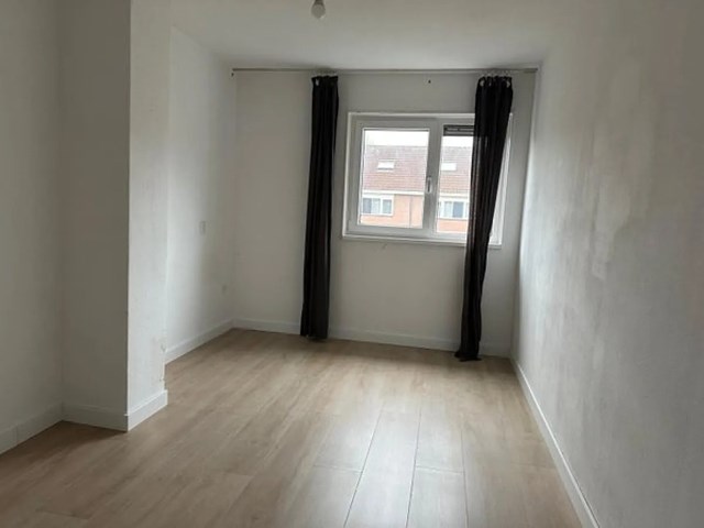 Foto 6: Almere - Petmolenstraat - Foto 6