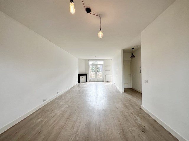 Foto 1: Amsterdam - Reggestraat - Foto 1