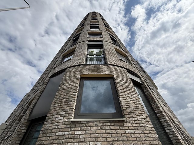 Foto 1: Amsterdam - Elizabeth Cady Stantonplein - Foto 1