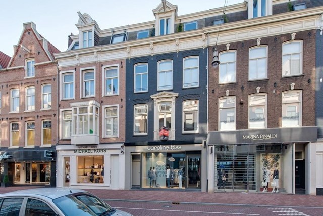 Foto 1: Amsterdam - Pieter Cornelisz Hooftstraat - Foto 1