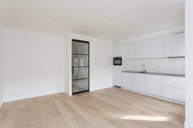 Foto 3: Amsterdam - Rooseveltlaan - Foto 3