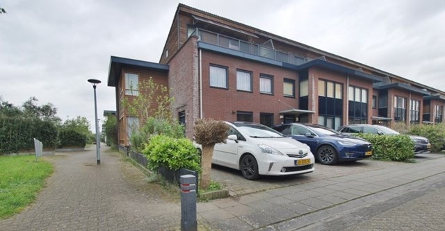 Foto 1: Almere - Delacroixstraat - Foto 1